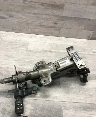 Volvo V70 Steering wheel axle P30742990 T400601132