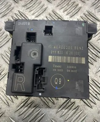 Mercedes-Benz E W211 Door control unit/module 2118201626 356806