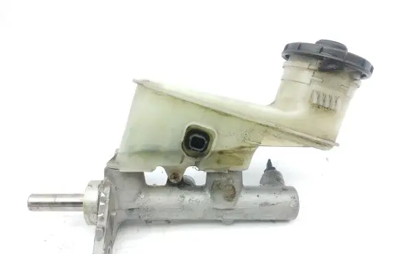 Honda Accord Master brake cylinder
