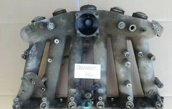 Mercedes-Benz E W124 Intake manifold 1041411001