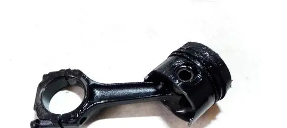 Volvo S40, V40 Piston with connecting rod