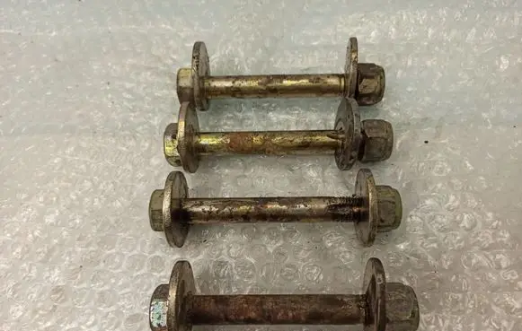 Mercedes-Benz 250 280 C CE W114 Front suspension camber bolt 