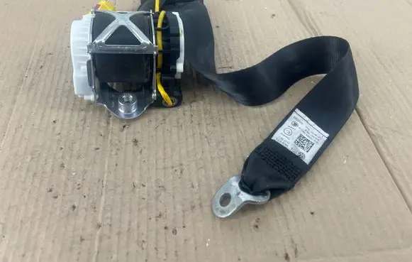 Volkswagen Tiguan Allspace Front seatbelt 5N2857706A 040938 1000045