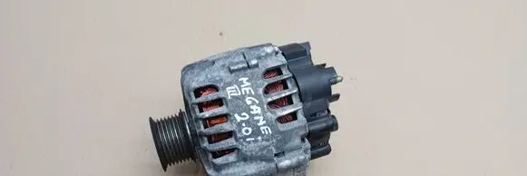 Renault Megane III Generator/alternator 8200757870A
