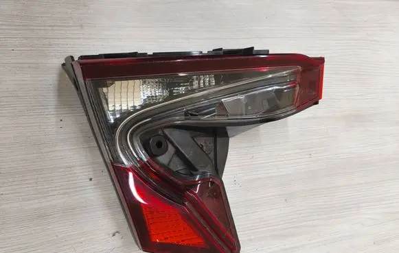 Toyota C-HR I Tailgate rear/tail lights 81590F4120