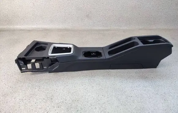 Dacia Duster II Center console 