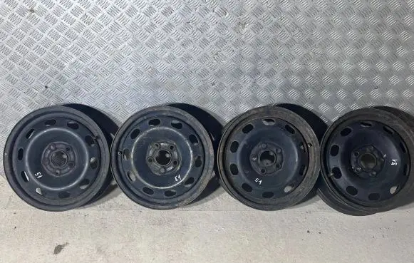 Skoda Fabia Mk1 (6Y) R14 steel rim 1j0601027
