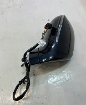 Audi A7 S7 4G Front door electric wing mirror 4G8