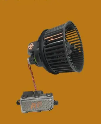 Ford Kuga II Heater fan/blower AV6N18456AA