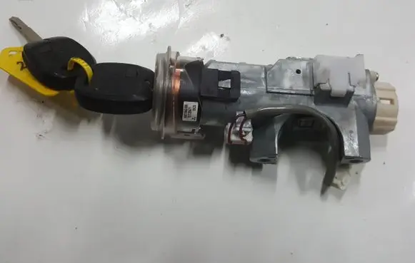 Subaru Impreza III Ignition lock