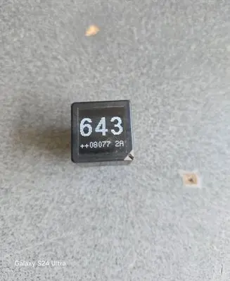 Volkswagen Transporter - Caravelle T5 Other relay 8K0951253 PA66GF25 V23136B6X72