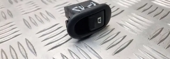 Citroen C3 Electric window control switch 27668