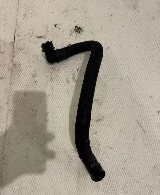 Peugeot 3008 II Engine coolant pipe/hose