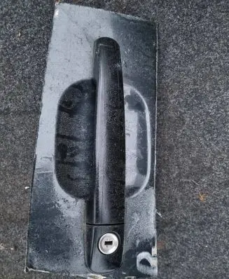 Mercedes-Benz C W202 Front door exterior handle