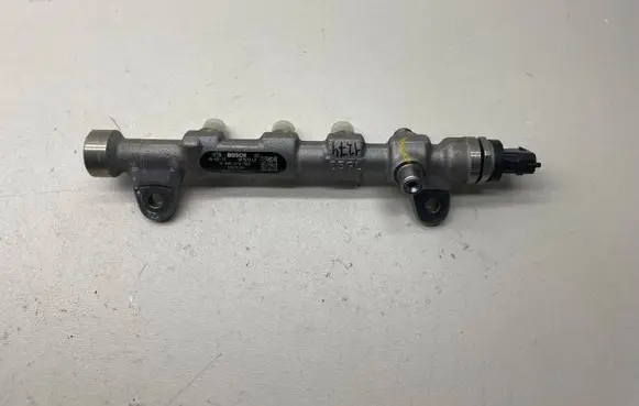 Fiat 500X Fuel main line pipe 0445214363 067633L2 55272135