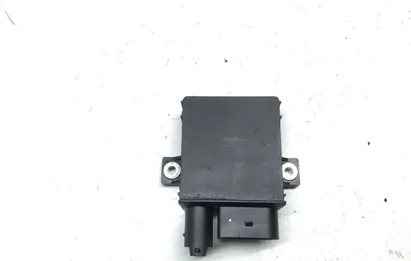 BMW 5 E60 E61 Glow plug pre-heat relay K4699