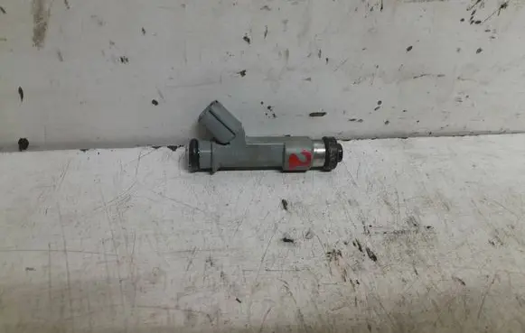 Toyota Aygo AB40 Fuel injector 232500Q030