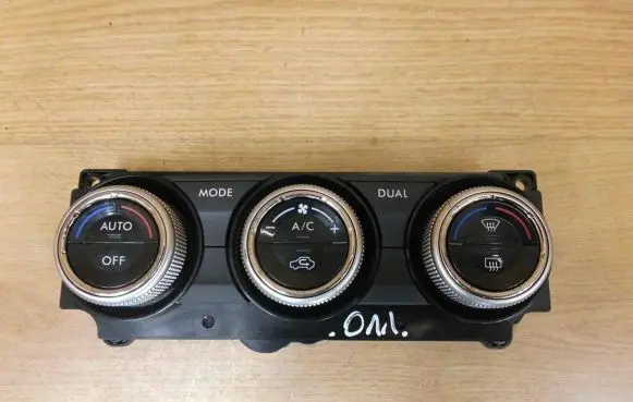 Subaru Forester SJ Climate control unit 72311SG612