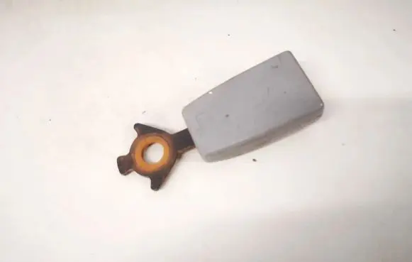 Mazda Premacy Rear seatbelt buckle