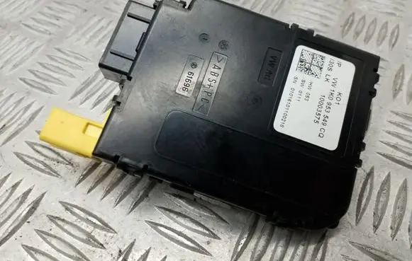 Skoda Octavia Mk2 (1Z) Steering rack control module 1K0953549CQ