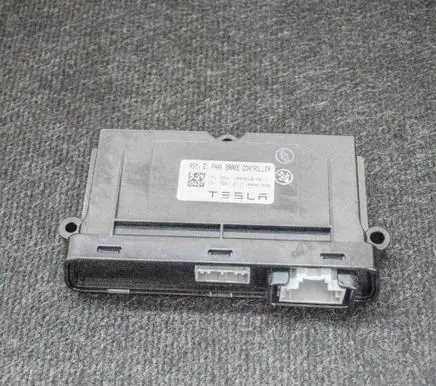 Tesla Model X Rear brake EMF control unit/module 100761800J