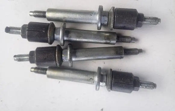 Mazda CX-5 Nuts/bolts 