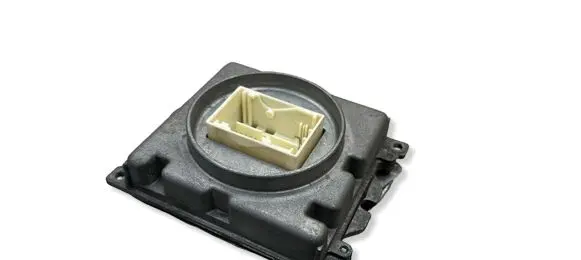 Volkswagen Polo V 6R Headlight ballast module Xenon 7PP941571AE 7PP941571A W003T25173