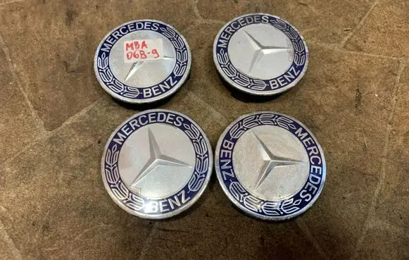 Mercedes-Benz CLS C218 X218 Manufacturer badge logo/emblem 