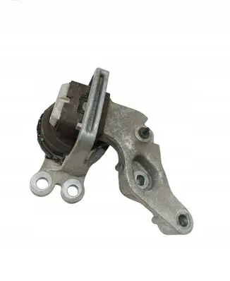 Engine mount vacuum valve
