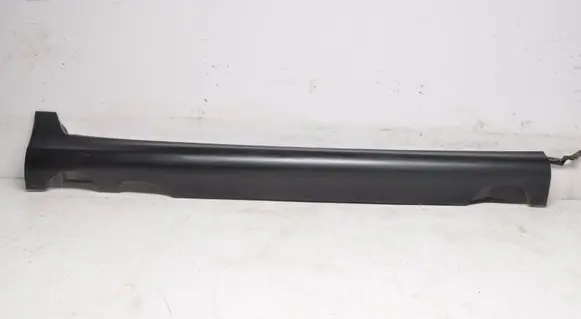 Volvo XC60 Front sill (body part) 