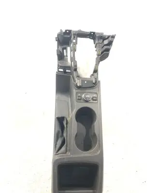 Ford Focus Center console BM51A045M62A