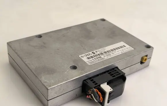 Audi A4 S4 B8 8K Bluetooth control unit module 8T0862335A