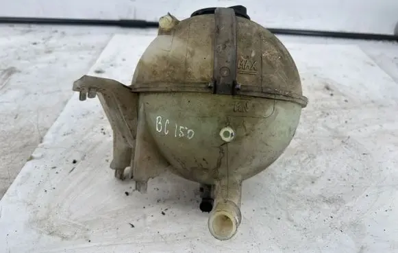 Volkswagen Crafter Coolant expansion tank/reservoir A9065010503