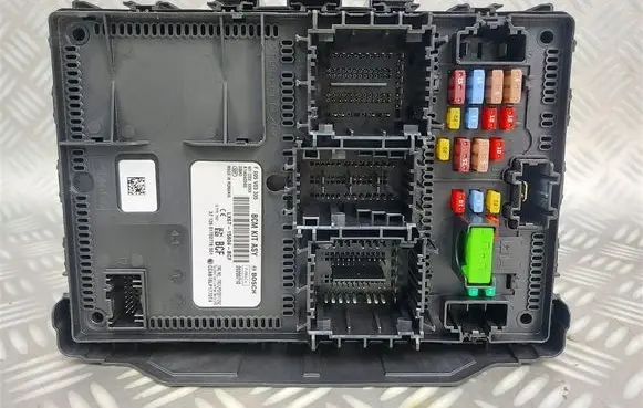 Ford Kuga III Fuse module LX6T15604BCF