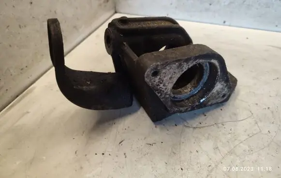 Renault Espace - Grand espace IV Driveshaft support bearing bracket 8200000034