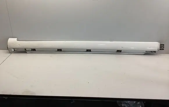 Volkswagen PASSAT B7 Sill 3AA853091C