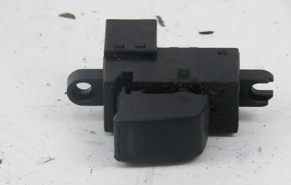 Nissan Primera Electric window control switch 