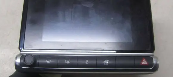 Citroen C4 Cactus Screen/display/small screen 9826689777