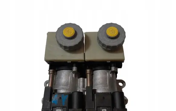 Ford S-MAX Power steering pump 28442402