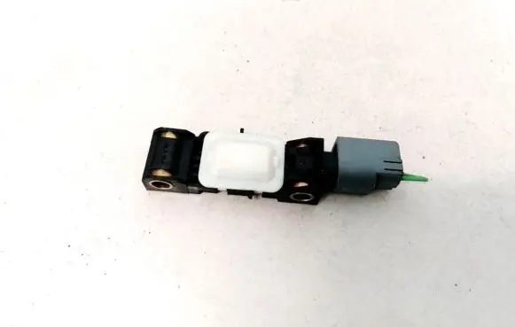 Chrysler 300 - 300C Airbag deployment crash/impact sensor 0867202722 04671779AC