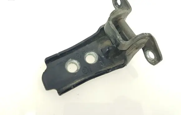 Subaru Legacy Rear door lower hinge 120032 RRL