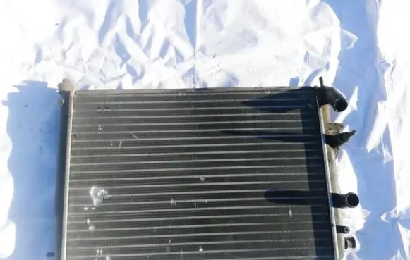 Renault Scenic I Coolant radiator
