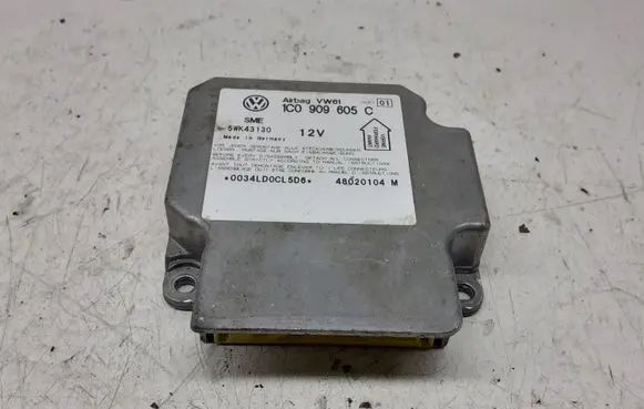 Volkswagen PASSAT B5.5 Airbag control unit/module 1C0909605C