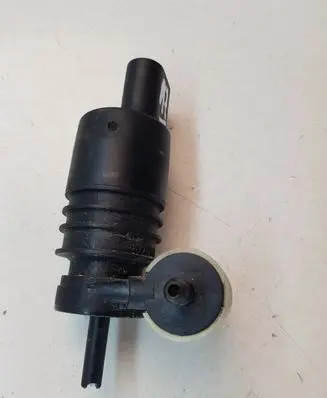 Mercedes-Benz B W245 Windscreen/windshield washer pump