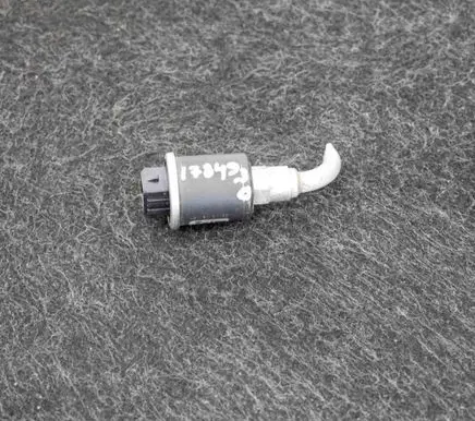 Audi TT Mk1 Other devices 1H0959139B