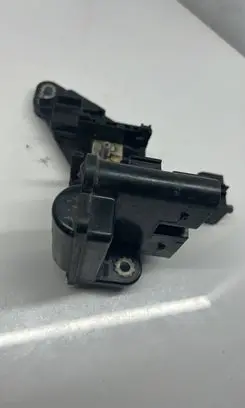 BMW 2 F22 F23 Current control relay 19323000001 28042015 929615201