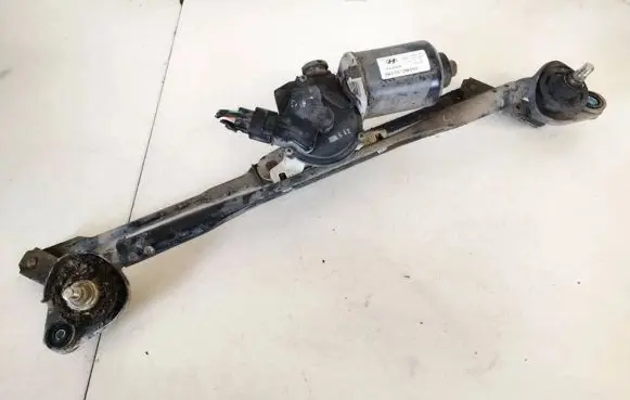 Hyundai Santa Fe Front wiper linkage and motor