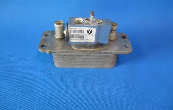 Tesla Model S Air conditioning (A/C) air dryer 101954100B R1234PF