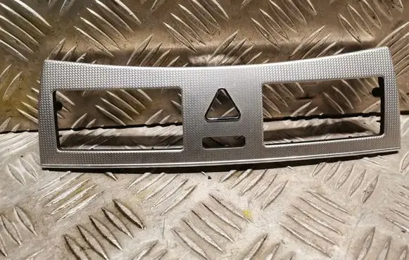 Other center console (tunnel) element