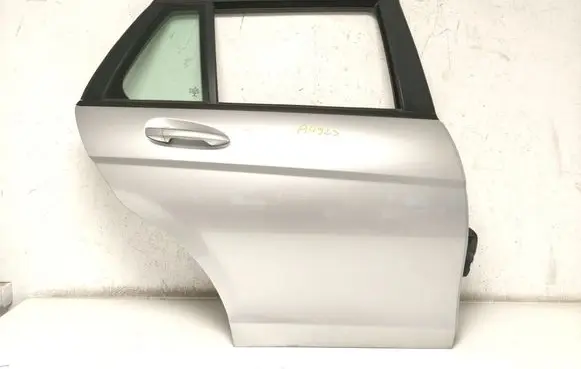 Mercedes-Benz C W204 Rear door